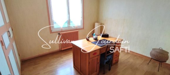 5 bedrooms House in Saint-Martin-des-Champs, France No. 332917 10