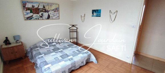 5 bedrooms House in Saint-Martin-des-Champs, France No. 332917 7