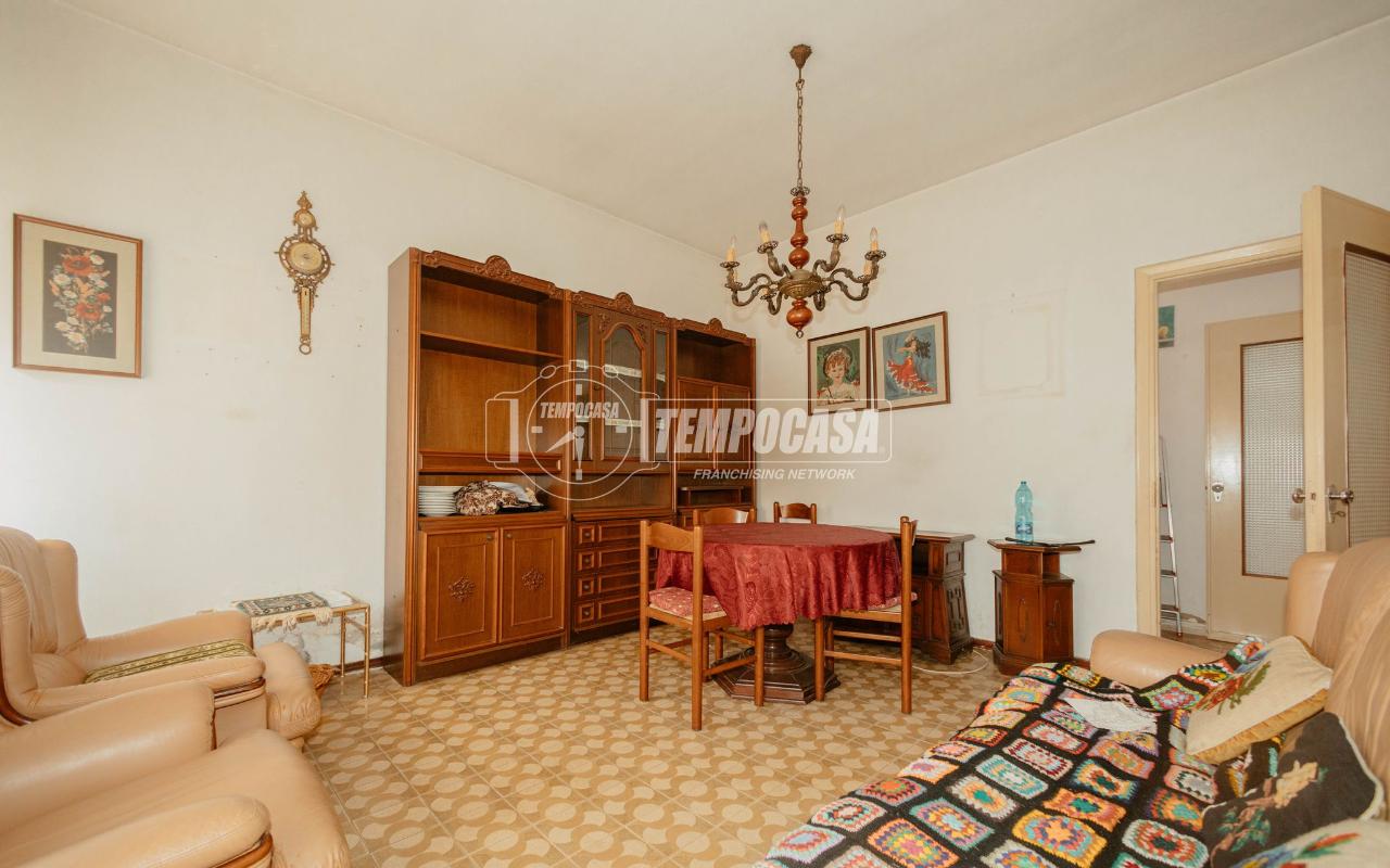 3 rooms House in Candia Lomellina, Italy No. 138964