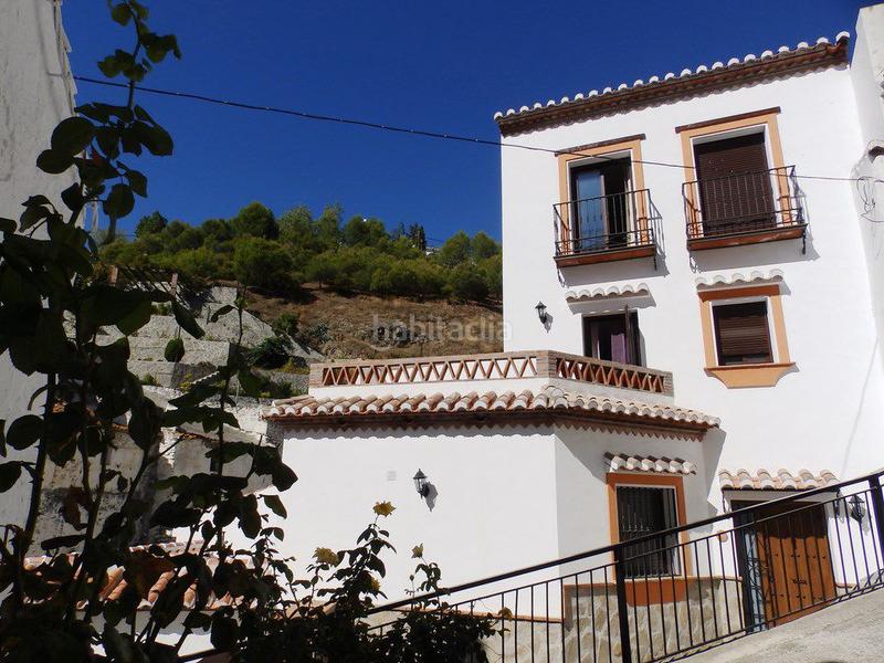 3 غرف نوم تاون هاوس في Salares, Spain رقم 59468