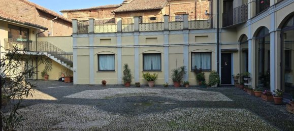 6 bedrooms Villa in Mortara, Italy No. 86364 5