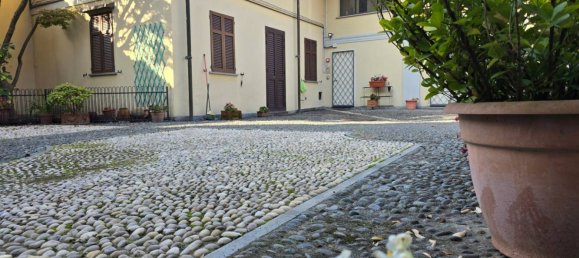 6 bedrooms Villa in Mortara, Italy No. 86364 3
