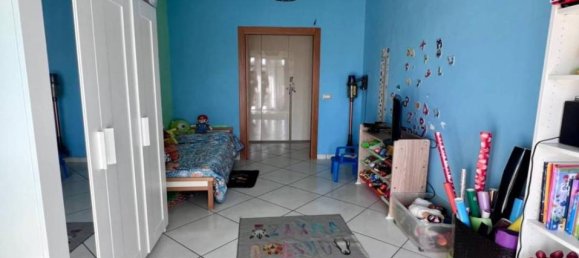 3 rooms Apartment in Mugnano di Napoli, Italy No. 29617 8