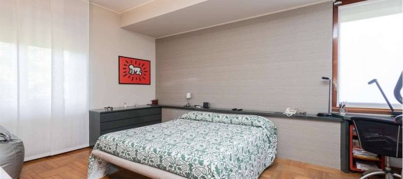 3 bedrooms Apartment in Milan, Italy No. 335243 11