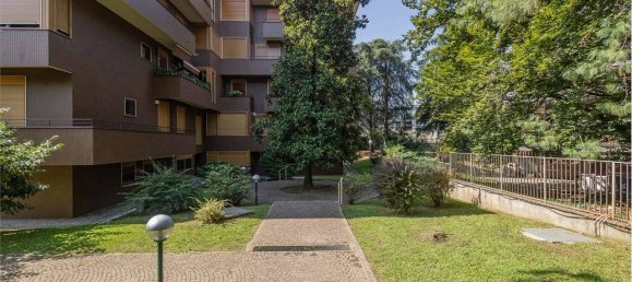 3 bedrooms Apartment in Milan, Italy No. 335243 29