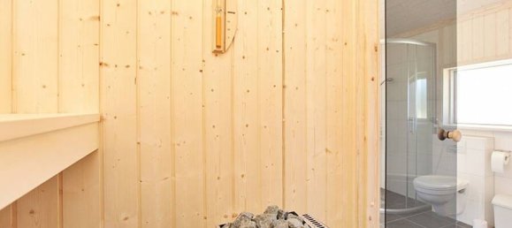 5 rooms House in Schleswig-Holstein, Germany No. 60449 10