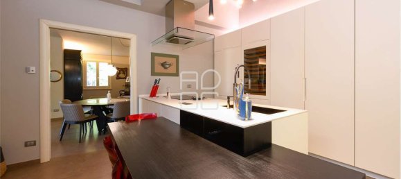 3 bedrooms Villa in Lonato del Garda, Italy No. 151768 13