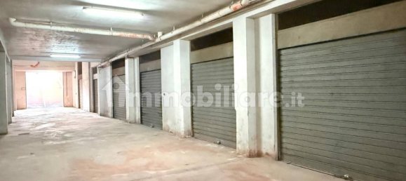150m² Warehouse in Trani, Italy No. 343966 2
