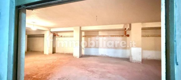 150m² Warehouse in Trani, Italy No. 343966 6