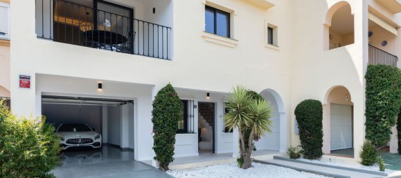 Adosado de 4 dormitorios en Marbella, Spain No. 178257 35