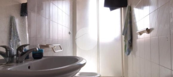 Квартира с 4 комнатами в Куарту Сант'Элена, Италия № 60159 10