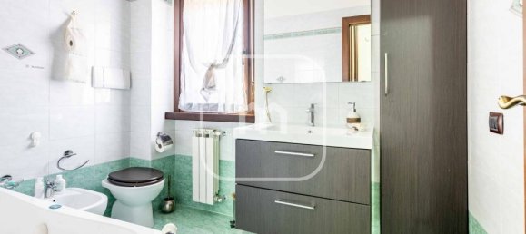 Casa de 3 dormitorios en Rome, Italy No. 8696 31