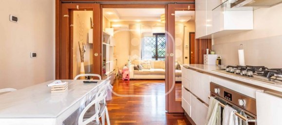 Casa de 3 dormitorios en Rome, Italy No. 8696 22