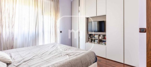 Casa de 3 dormitorios en Rome, Italy No. 8696 27