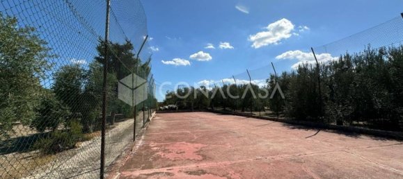 4 bedrooms Villa in Andria, Italy No. 318660 16