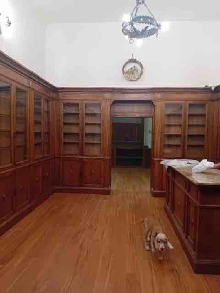 Gewerbliche Immobilie in Roccastrada, Italy 150m², Nr. 289966