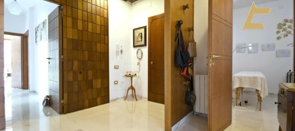 3 rooms Apartment in Cagliari, Italy No. 263499 8