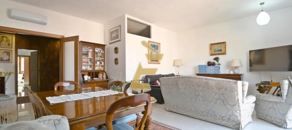 3 rooms Apartment in Cagliari, Italy No. 263499 3