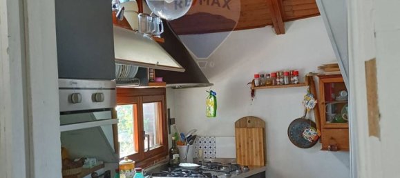 5 bedrooms Apartment in Pozzuoli, Italy No. 326327 17