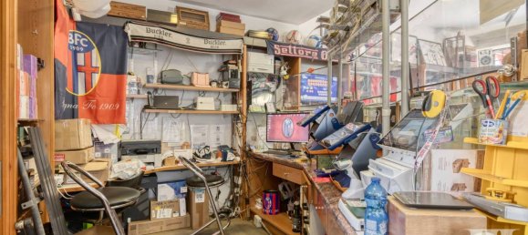 2-Zimmer Gewerbliche Immobilie in Bologna, Italy, Nr. 370508 11