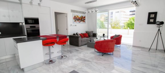 2 bedrooms Apartment in Larnaca, Cyprus No. 5285 2