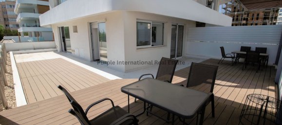 2 bedrooms Apartment in Larnaca, Cyprus No. 5285 4