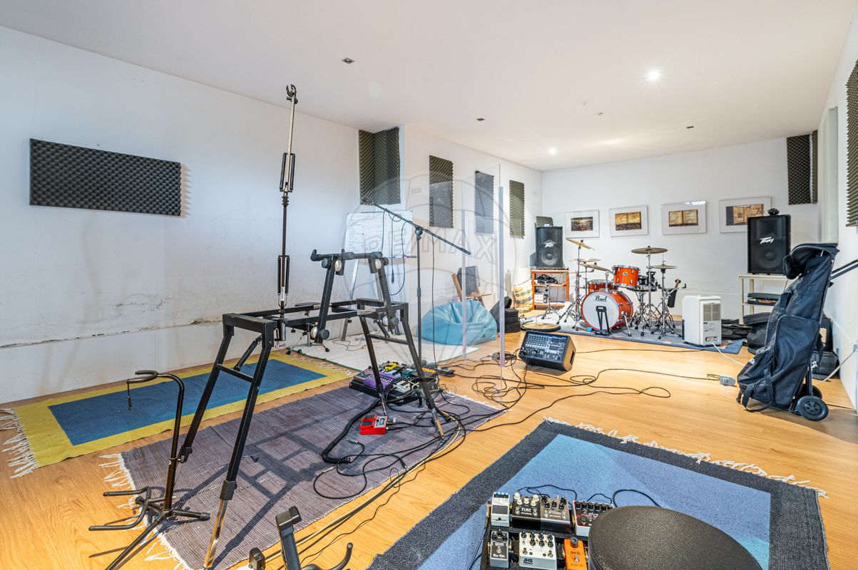 Дом с 4 спальнями в Брага, Португалия № 178530