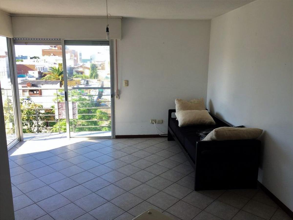 Estúdio em Montevideo, Uruguay N.º 8921