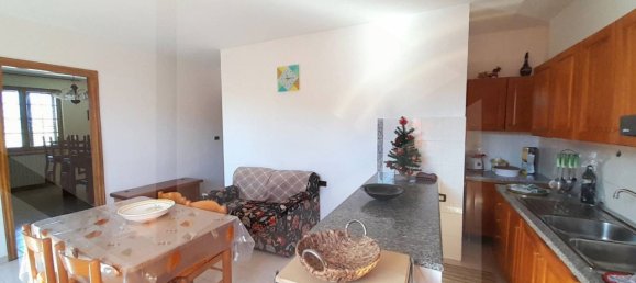 Квартира с 10 комнатами в Кастель ди Сангро, Италия № 22795 16