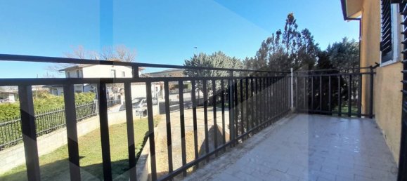 Квартира с 10 комнатами в Кастель ди Сангро, Италия № 22795 22