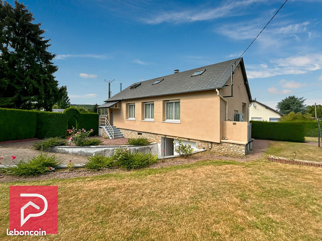 3 bedrooms House in Bernay, France No. 358796