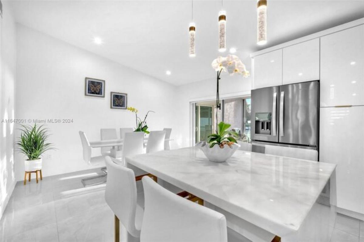 3 bedrooms House in Miami, USA No. 280286