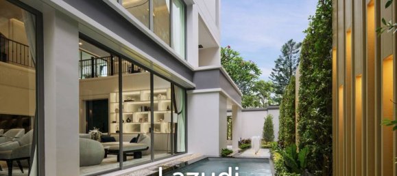 3 bedrooms Villa in Bangkok, Thailand No. 14769 2