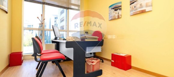 8-Zimmer Büro in Gallarate, Italy, Nr. 54853 17