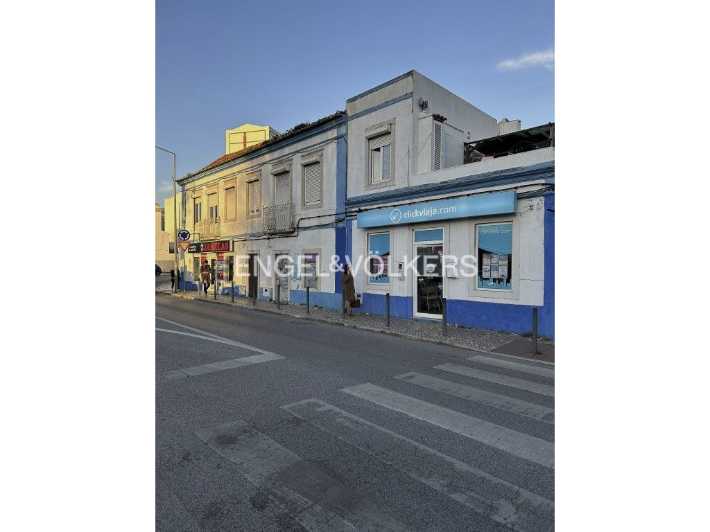 1462m² Land in Setubal, Portugal No. 136572