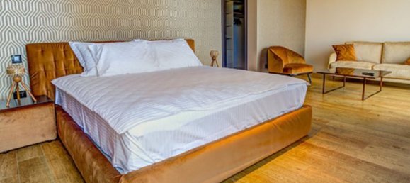 3 bedrooms Commercial property in Budva, Montenegro No. 174 17