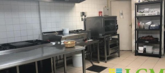 Gewerbliche Immobilie in Caveirac, France 176m², Nr. 282161 6