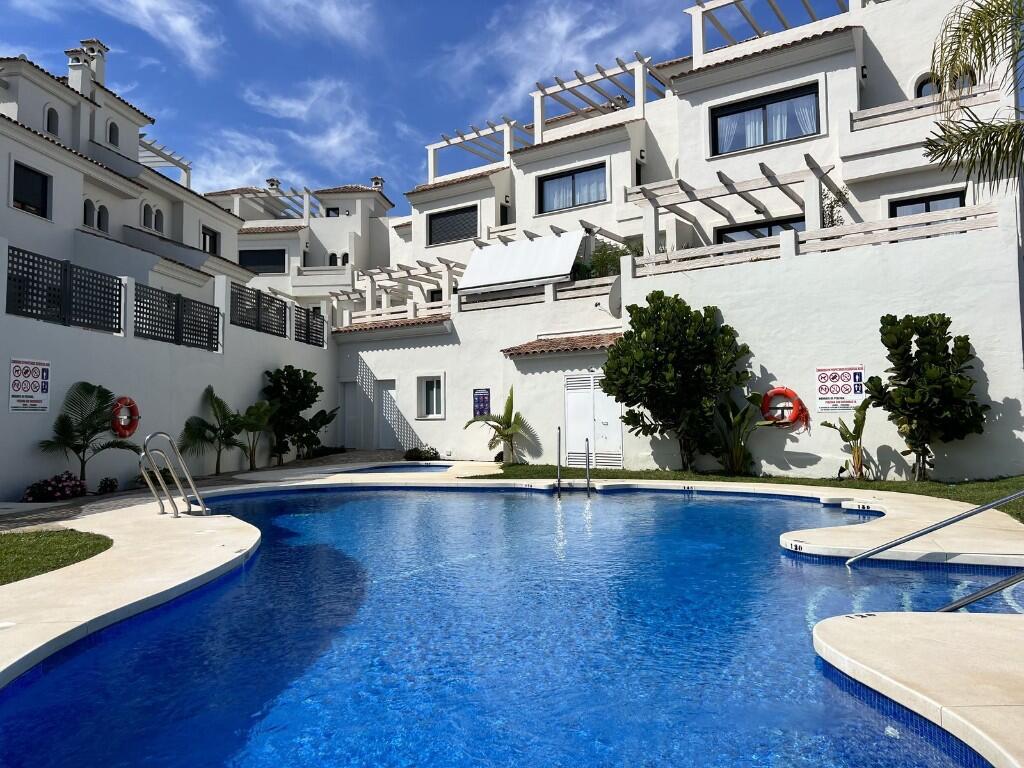 3 Schlafzimmer Stadthaus in Estepona, Spain, Nr. 127658