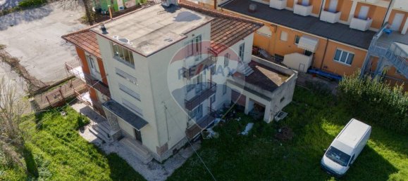 16 rooms House in Senigallia, Italy No. 2258 7