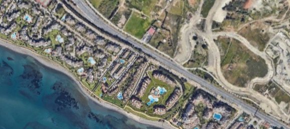  Land in Estepona, Spain No. 147745 2