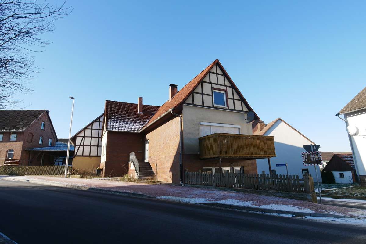 Apartamento de 5 habitaciónes en Kassel, Germany No. 155032