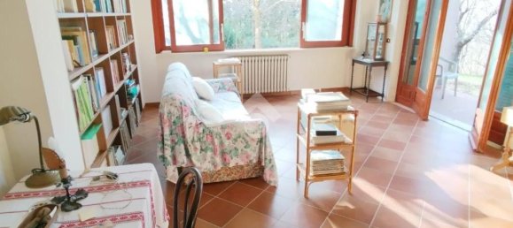 4 غرف نوم فيلا في Cervaro, Italy رقم 206813 61