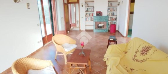 4 غرف نوم فيلا في Cervaro, Italy رقم 206813 67