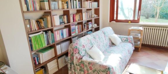 4 غرف نوم فيلا في Cervaro, Italy رقم 206813 42