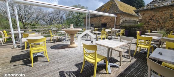 246m² Commercial property in Arnac-Pompadour, France No. 313087 4