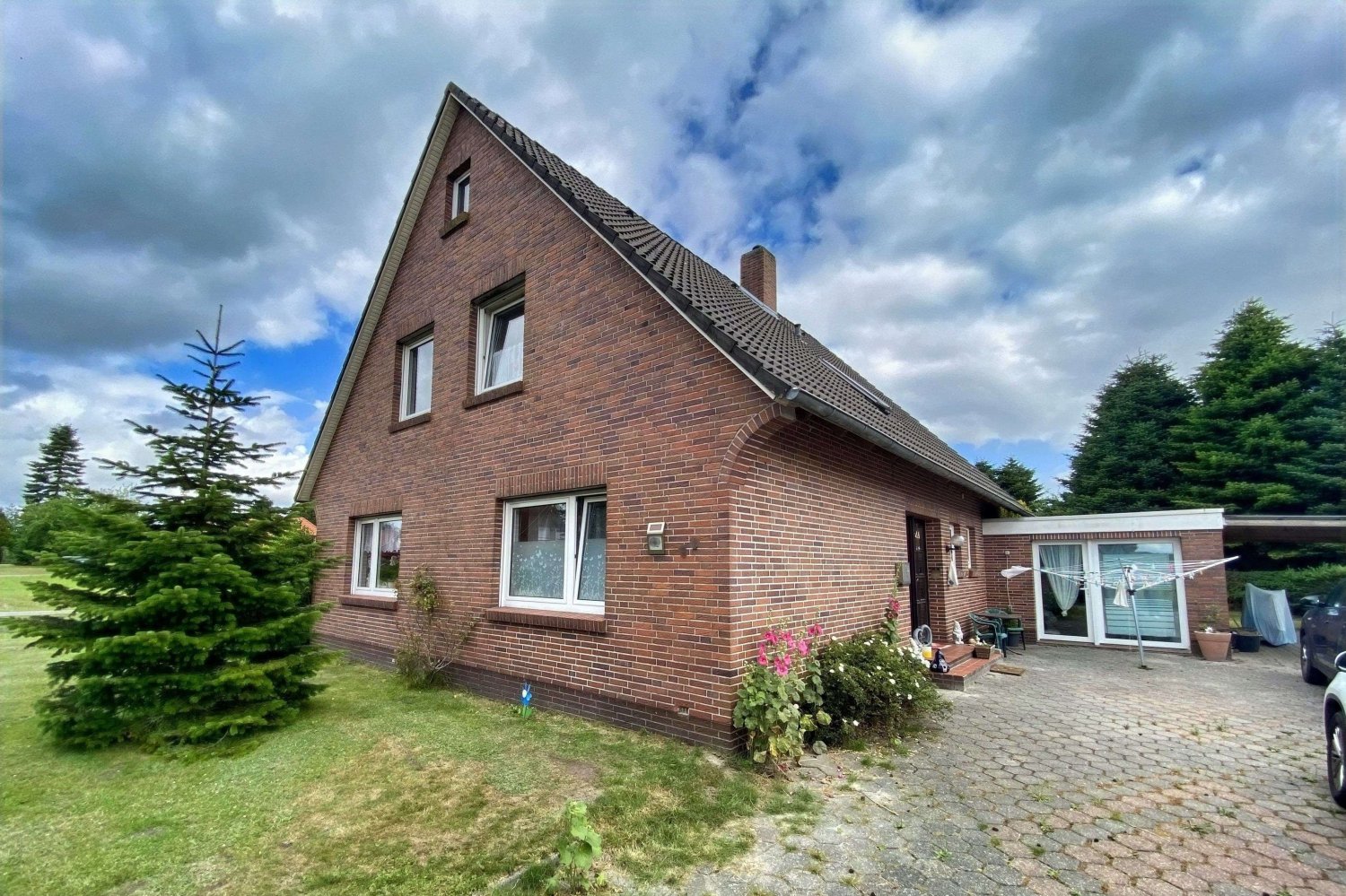 5 bedrooms Townhouse in Aurich, Germany No. 226347