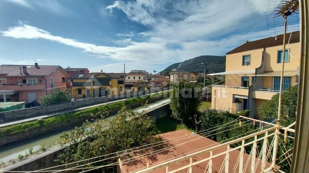 2 bedrooms Apartment in Ameglia, Italy No. 146381