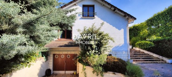 Casa de 5 dormitorios en Val-d'Oise, France No. 329557 10