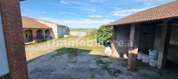 1 bedroom House in Vinzaglio, Italy No. 106360 4