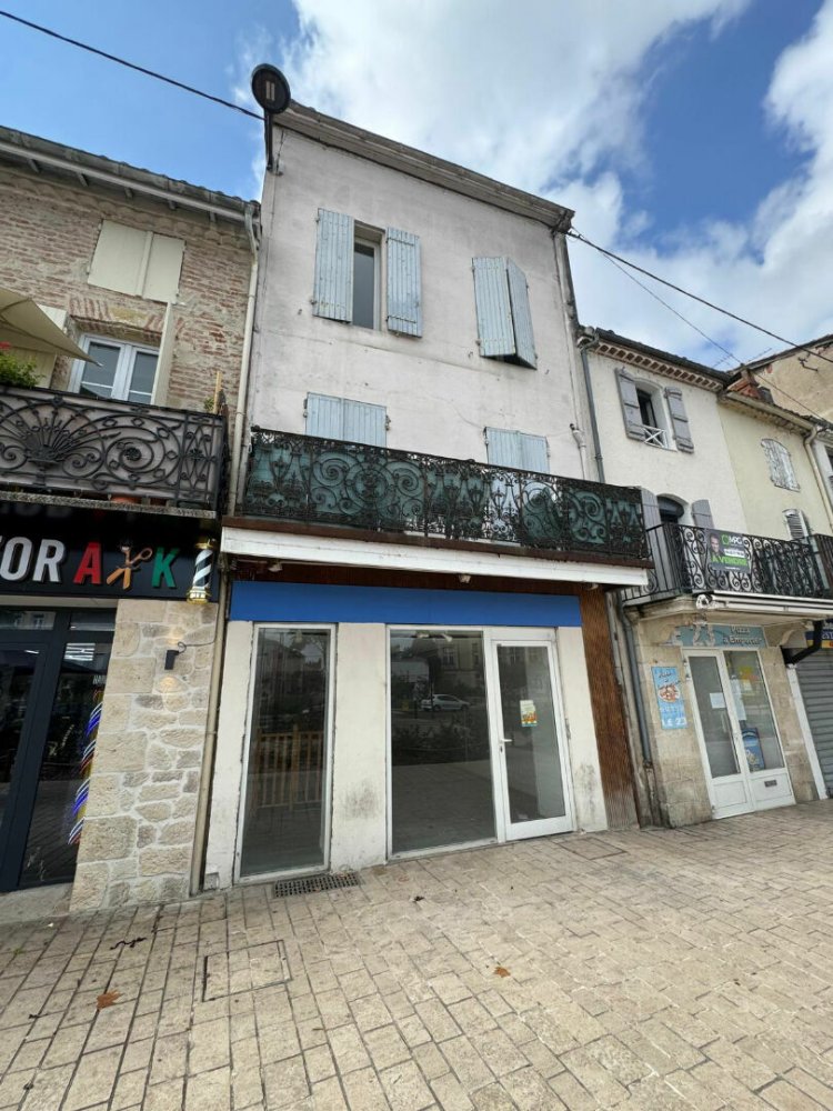 Коммерческая недвижимость 47м² в Вильнёв-сюр-Ло, Франция № 355082